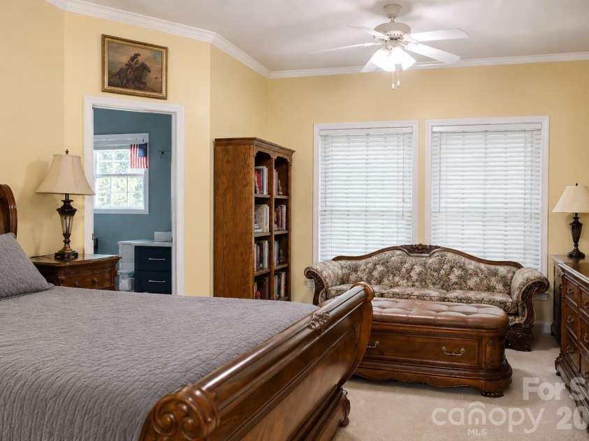 2107 Jenkins Printing Drive, Newton, NC 28658.  MLS# CAR4373071, YatesRealty ID 19063. 