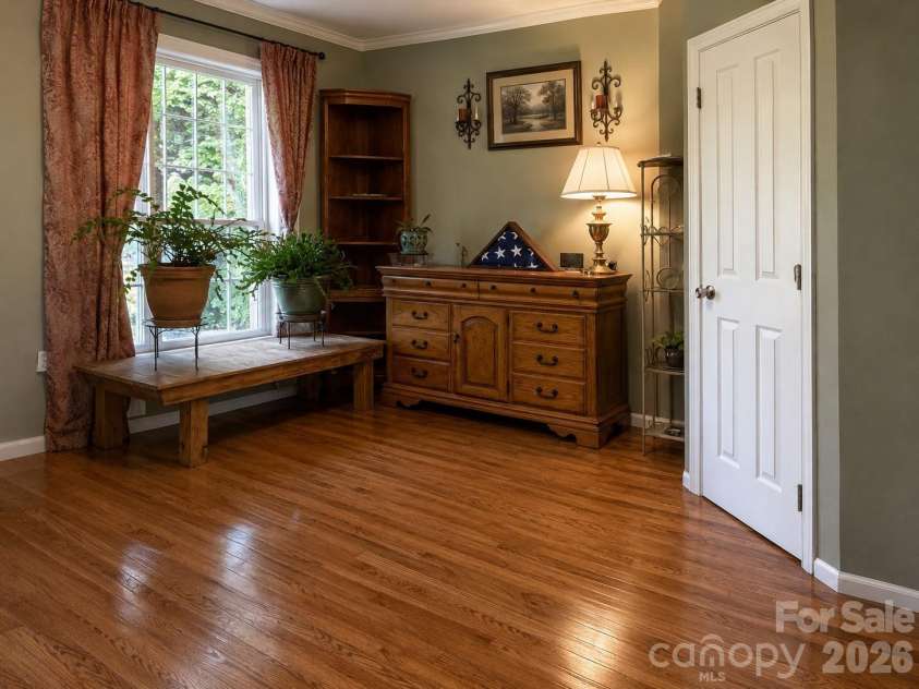 2107 Jenkins Printing Drive, Newton, NC 28658.  MLS# CAR4373071, YatesRealty ID 19063. 