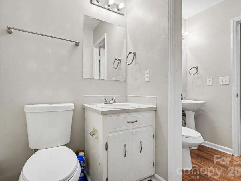 10107 Cromarty Lane, Mint Hill, NC 28227.  MLS# CAR4376924, YatesRealty ID 19067. 