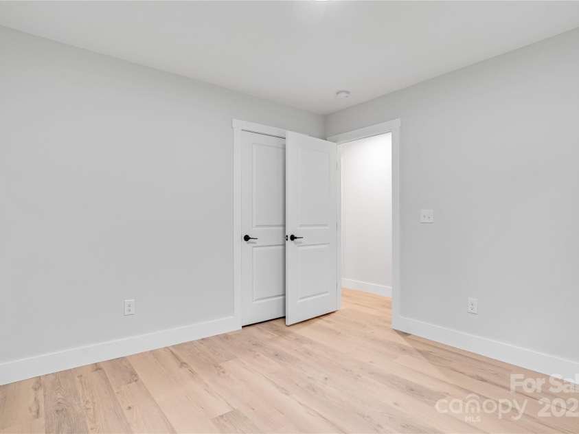 452 Duncan Street, Spartanburg, SC 29306.  MLS# CAR4269846, YatesRealty ID 19069. 