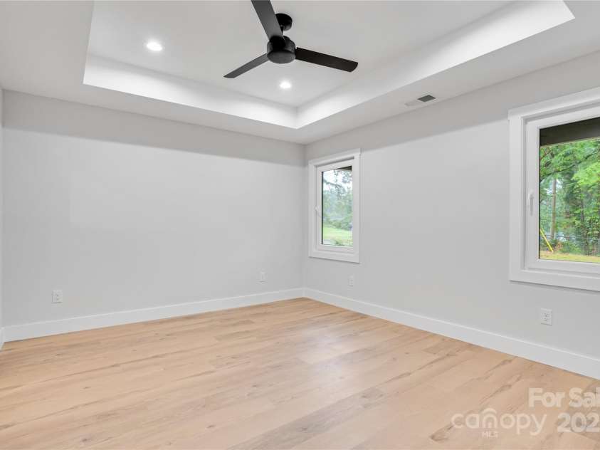 452 Duncan Street, Spartanburg, SC 29306.  MLS# CAR4269846, YatesRealty ID 19069. Primary bedroom