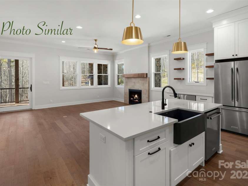 58 Chimney Chase Trail, Hendersonville, NC 28739.  MLS# CAR4239599, YatesRealty ID 1907. 