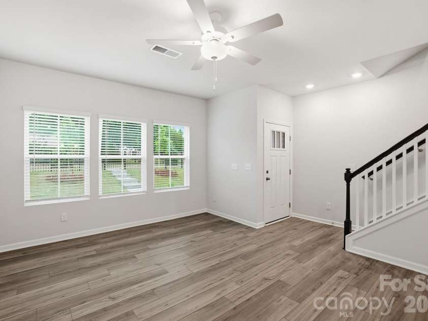 5865 Tuckaseegee Road, Charlotte, NC 28208.  MLS# CAR4401600, YatesRealty ID 1907. 