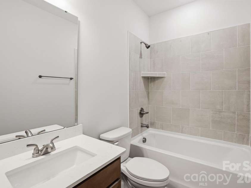 5865 Tuckaseegee Road, Charlotte, NC 28208.  MLS# CAR4401600, YatesRealty ID 1907. 