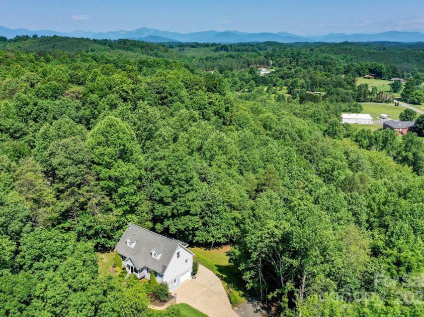 189 Greenhill Ridge Drive, Rutherfordton, NC 28139.  MLS# CAR4270238, YatesRealty ID 19071. 