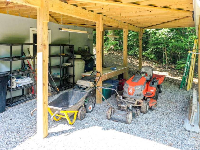 189 Greenhill Ridge Drive, Rutherfordton, NC 28139.  MLS# CAR4270238, YatesRealty ID 19071. Dry storage under deck