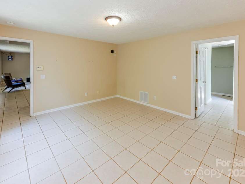 189 Greenhill Ridge Drive, Rutherfordton, NC 28139.  MLS# CAR4270238, YatesRealty ID 19071. Master bedroom