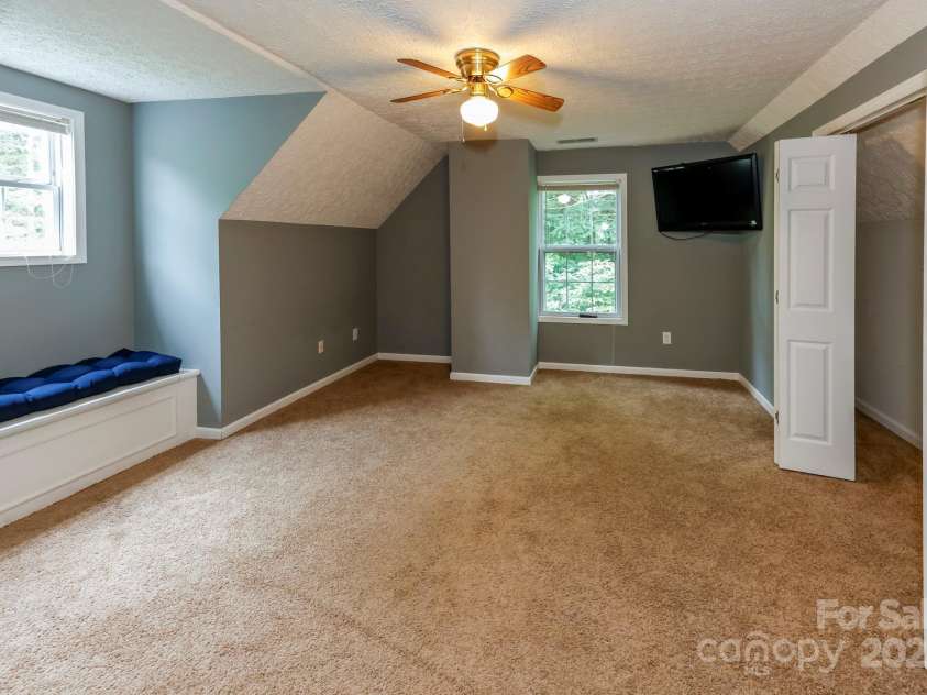 189 Greenhill Ridge Drive, Rutherfordton, NC 28139.  MLS# CAR4270238, YatesRealty ID 19071. Upper bedroom