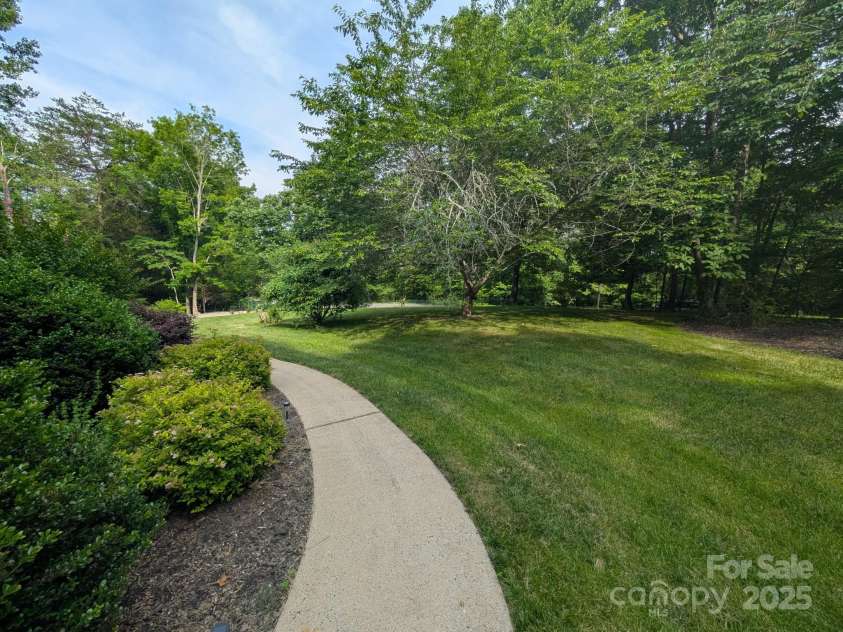 189 Greenhill Ridge Drive, Rutherfordton, NC 28139.  MLS# CAR4270238, YatesRealty ID 19071. Walking up to the front door