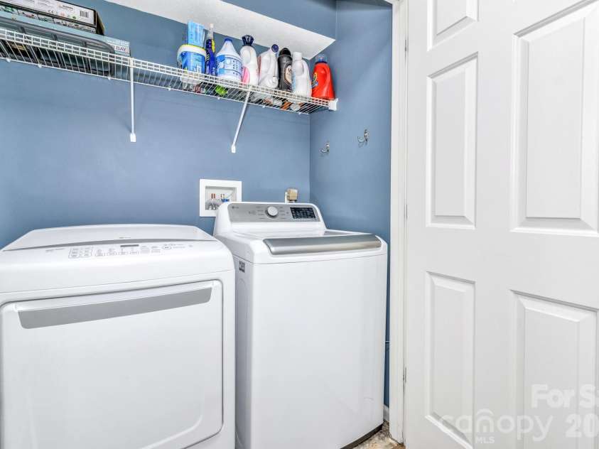 58 Sunberry Trail, Fletcher, NC 28732.  MLS# CAR4371810, YatesRealty ID 19071. 