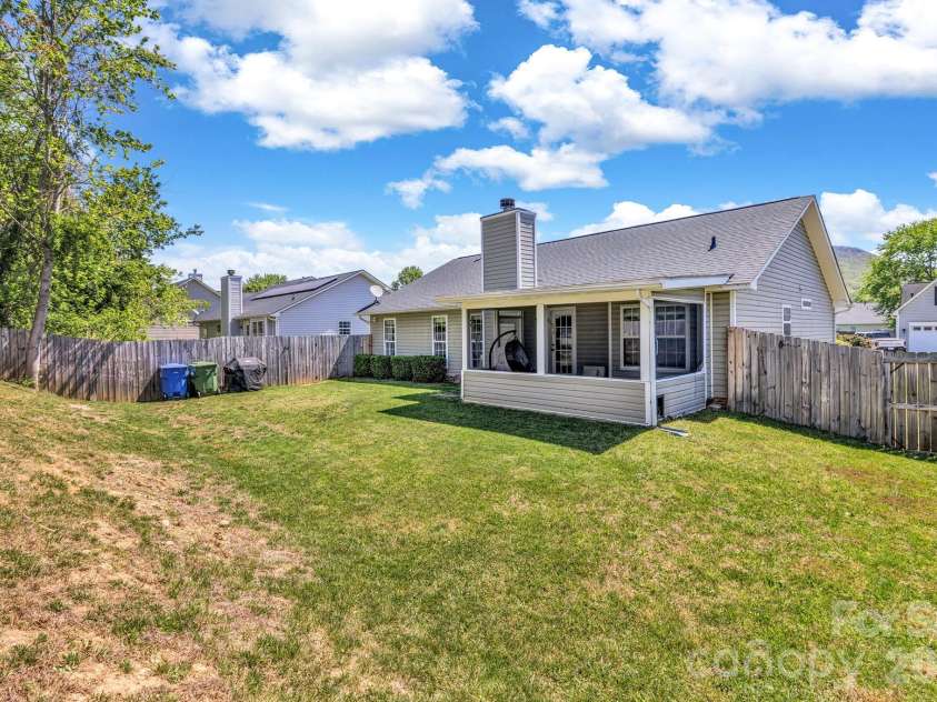 58 Sunberry Trail, Fletcher, NC 28732.  MLS# CAR4371810, YatesRealty ID 19071. 