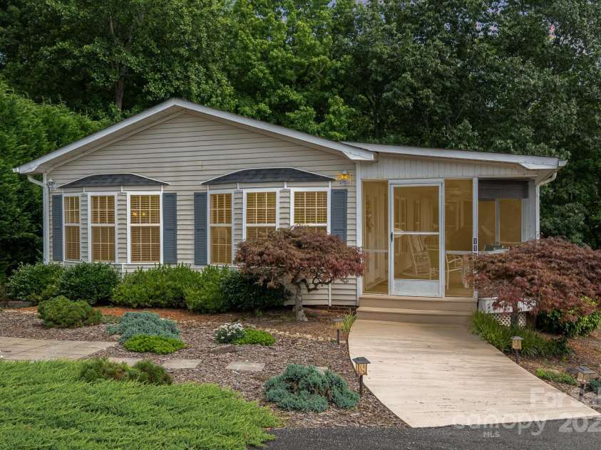 111 Trails End Lane, New London, NC 28127.  MLS# CAR4268938, YatesRealty ID 19073. 