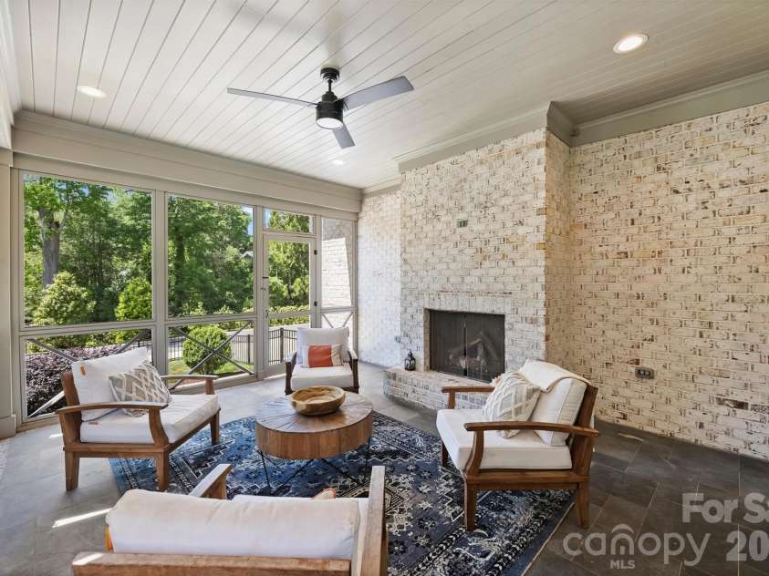 3119 Knowlton Lane, Charlotte, NC 28205.  MLS# CAR4374422, YatesRealty ID 19073. 
