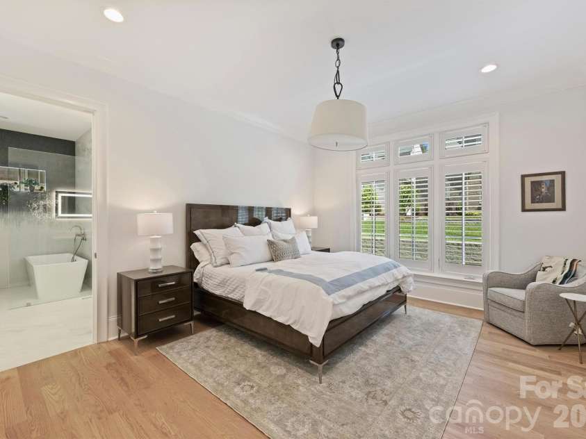 3119 Knowlton Lane, Charlotte, NC 28205.  MLS# CAR4374422, YatesRealty ID 19073. Primary Bedroom