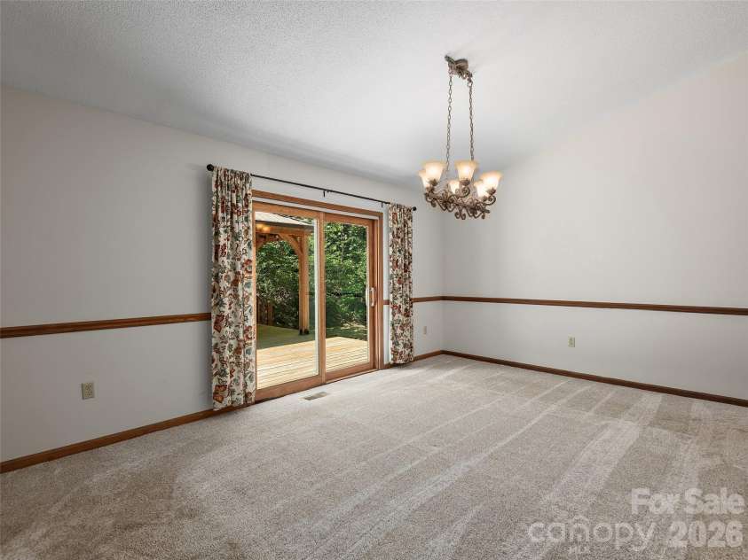 30 Kanuga Heights Lane, Hendersonville, NC 28739.  MLS# CAR4378922, YatesRealty ID 19074. 