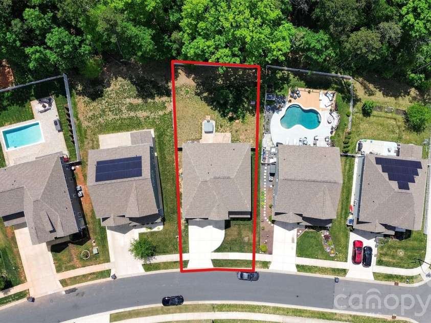 1212 Englewood Drive, Lake Wylie, SC 29710.  MLS# CAR4371368, YatesRealty ID 19075. 