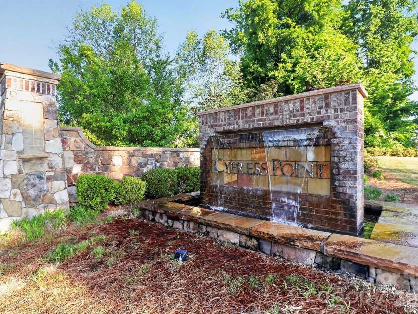 1212 Englewood Drive, Lake Wylie, SC 29710.  MLS# CAR4371368, YatesRealty ID 19075. 