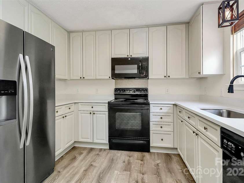 720 Reigate Road, Charlotte, NC 28262.  MLS# CAR4264923, YatesRealty ID 19076. 