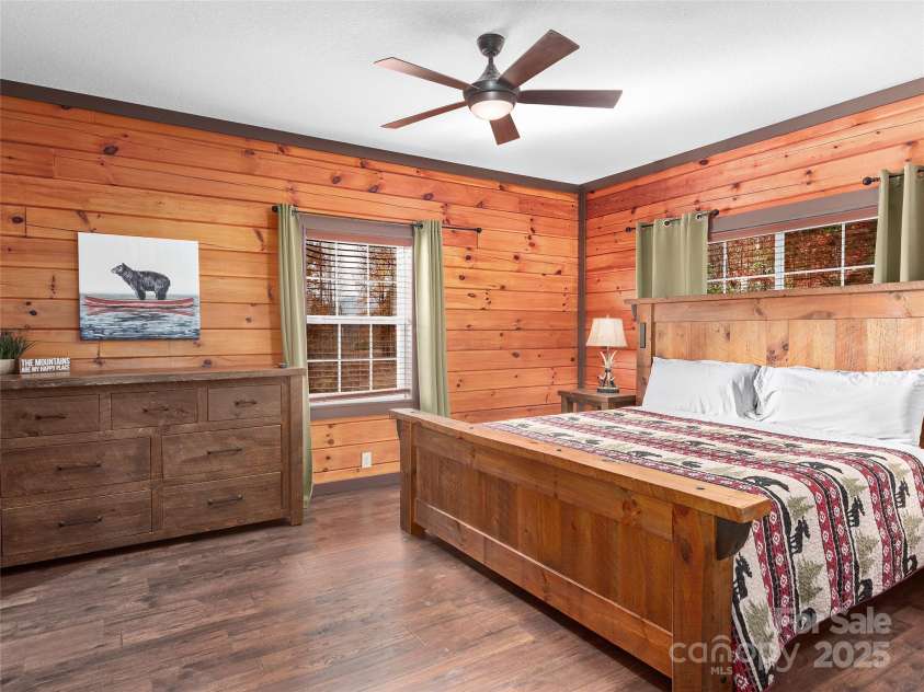 110 Garden Knoll Road, Franklin, NC 28734.  MLS# CAR4269098, YatesRealty ID 19078. 