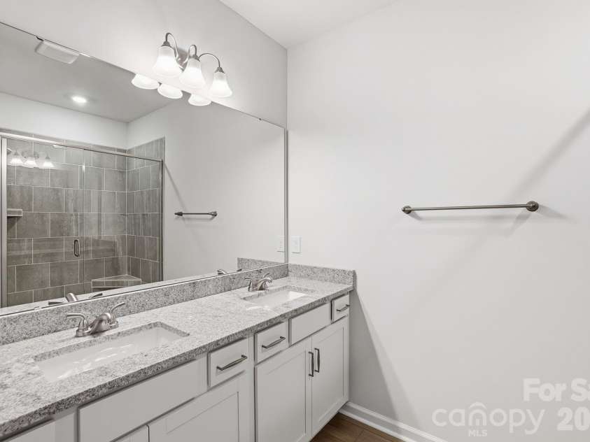 5861 Tuckaseegee Road, Charlotte, NC 28208.  MLS# CAR4401590, YatesRealty ID 1908. 