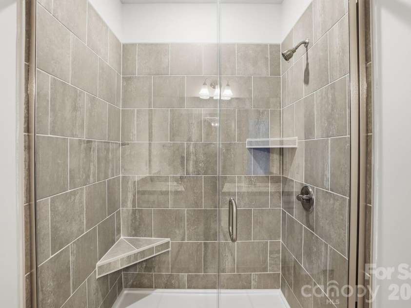 5861 Tuckaseegee Road, Charlotte, NC 28208.  MLS# CAR4401590, YatesRealty ID 1908. 