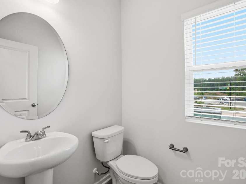 5861 Tuckaseegee Road, Charlotte, NC 28208.  MLS# CAR4401590, YatesRealty ID 1908. Powder