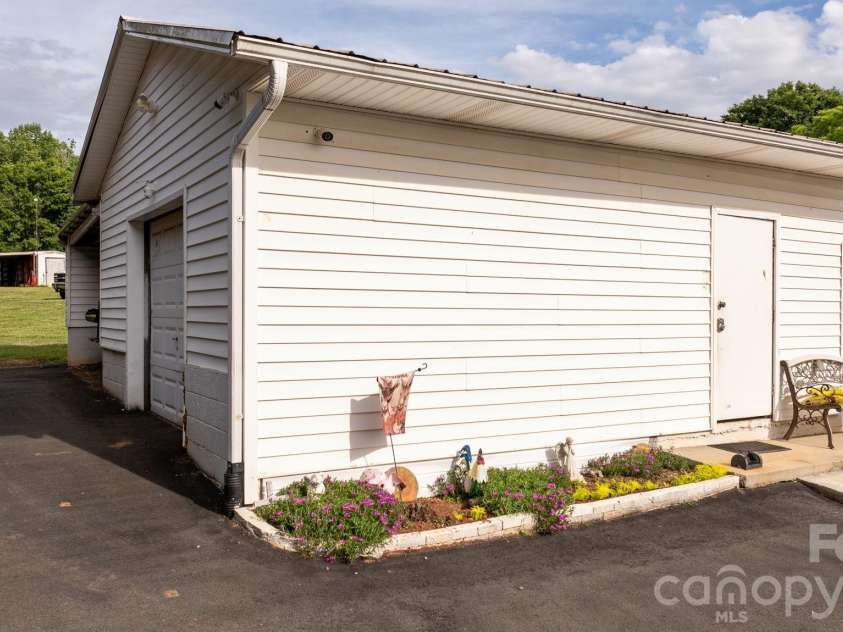 2582 Startown Road, Newton, NC 28658.  MLS# CAR4378748, YatesRealty ID 19081. 