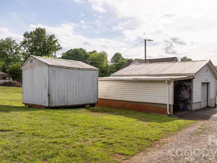 2582 Startown Road, Newton, NC 28658.  MLS# CAR4378748, YatesRealty ID 19081. 