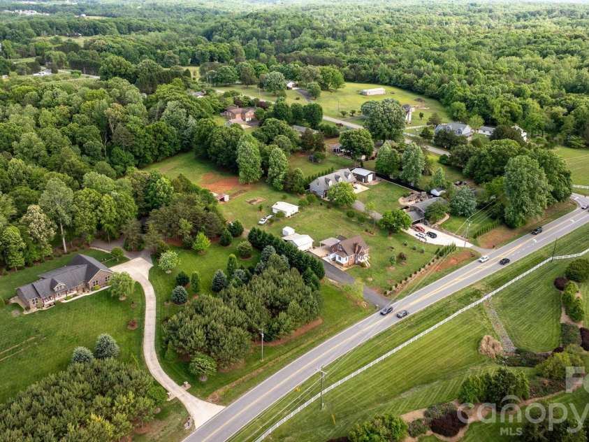 2582 Startown Road, Newton, NC 28658.  MLS# CAR4378748, YatesRealty ID 19081. 