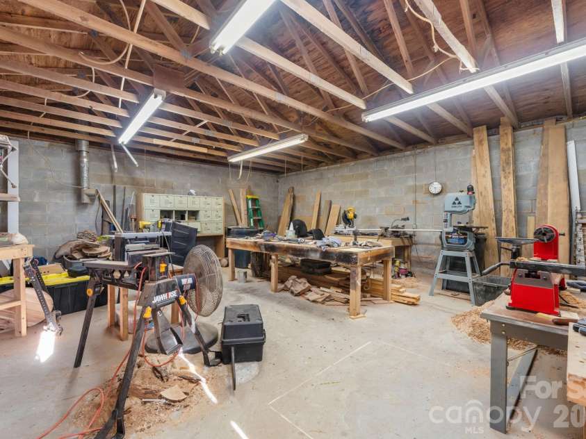 2582 Startown Road, Newton, NC 28658.  MLS# CAR4378748, YatesRealty ID 19081. 