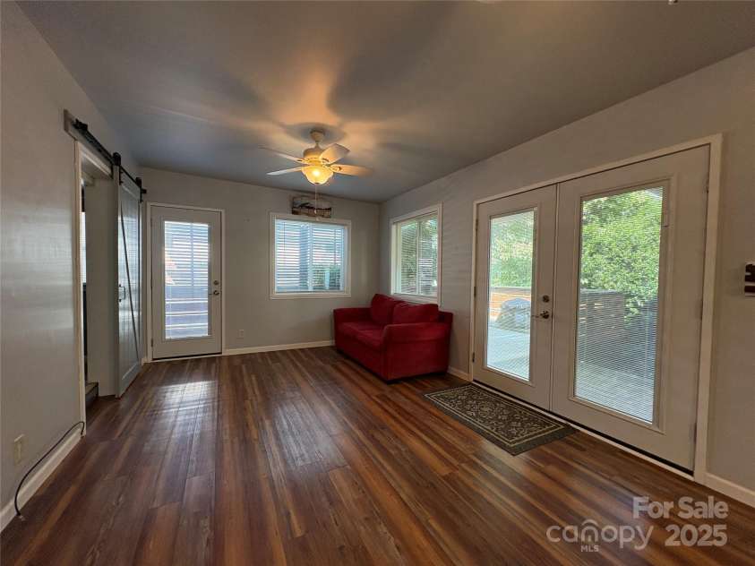 333 Mount View Lane, New London, NC 28127.  MLS# CAR4269938, YatesRealty ID 19081. 