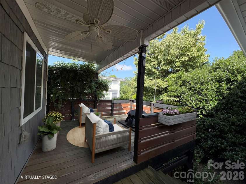 333 Mount View Lane, New London, NC 28127.  MLS# CAR4269938, YatesRealty ID 19081. VIRTUALLY STAGED 