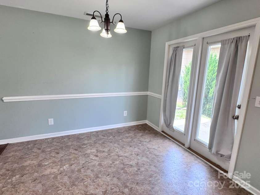 24 Torrington Avenue, Fletcher, NC 28732.  MLS# CAR4269728, YatesRealty ID 19084. 