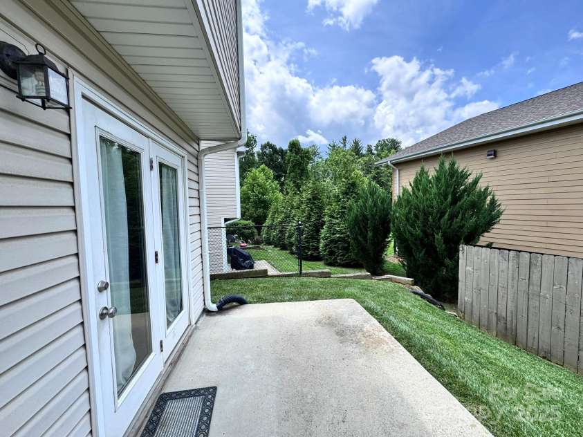 24 Torrington Avenue, Fletcher, NC 28732.  MLS# CAR4269728, YatesRealty ID 19084. 