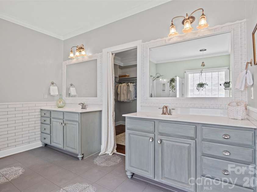 865 Ryans Place, Fort Mill, SC 29715.  MLS# CAR4375946, YatesRealty ID 19084. 