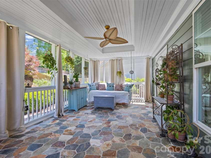865 Ryans Place, Fort Mill, SC 29715.  MLS# CAR4375946, YatesRealty ID 19084. 