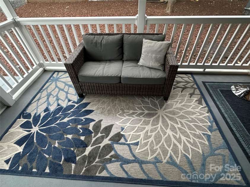 107 Pine Street, New London, NC 28127.  MLS# CAR4266305, YatesRealty ID 19086. 