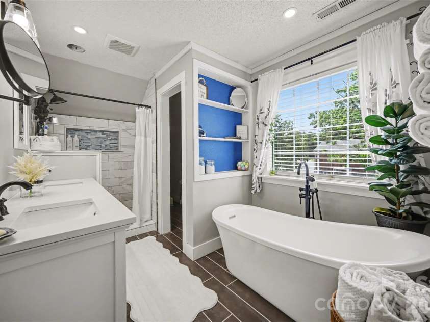 5226 Old Plank Road, Iron Station, NC 28080.  MLS# CAR4365700, YatesRealty ID 19087. Beautiful Primary Bathroom