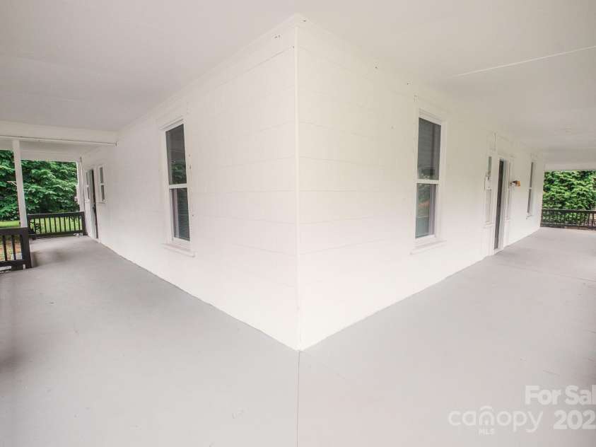 707 Phifer Street, Monroe, NC 28110.  MLS# CAR4270340, YatesRealty ID 19087. 