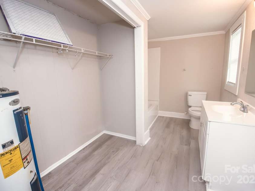 707 Phifer Street, Monroe, NC 28110.  MLS# CAR4270340, YatesRealty ID 19087. 