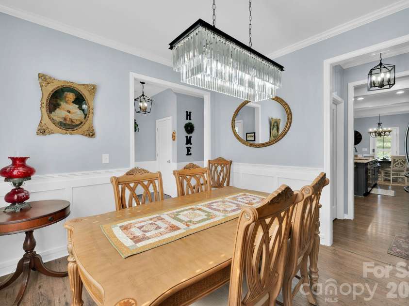 6129 Hawk View Road, Waxhaw, NC 28173.  MLS# CAR4359758, YatesRealty ID 19088. 