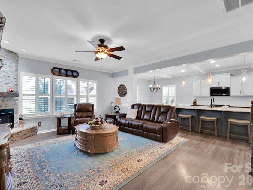 6129 Hawk View Road, Waxhaw, NC 28173.  MLS# CAR4359758, YatesRealty ID 19088. 