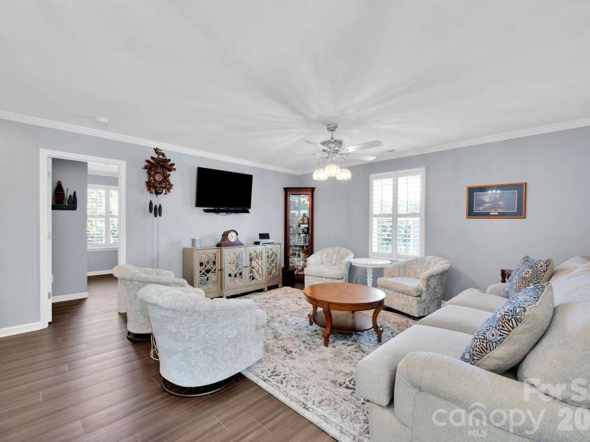 6129 Hawk View Road, Waxhaw, NC 28173.  MLS# CAR4359758, YatesRealty ID 19088. 