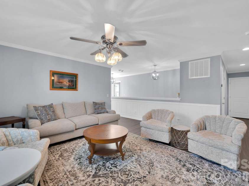 6129 Hawk View Road, Waxhaw, NC 28173.  MLS# CAR4359758, YatesRealty ID 19088. 