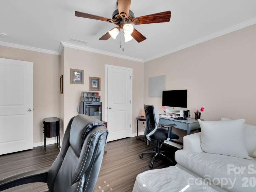 6129 Hawk View Road, Waxhaw, NC 28173.  MLS# CAR4359758, YatesRealty ID 19088. 