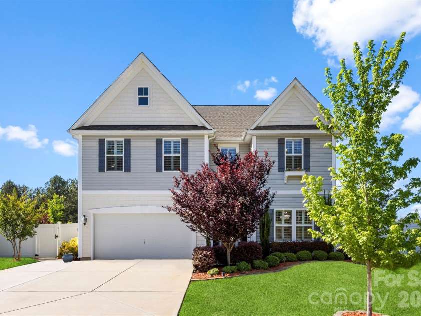 6129 Hawk View Road, Waxhaw, NC 28173.  MLS# CAR4359758, YatesRealty ID 19088. 