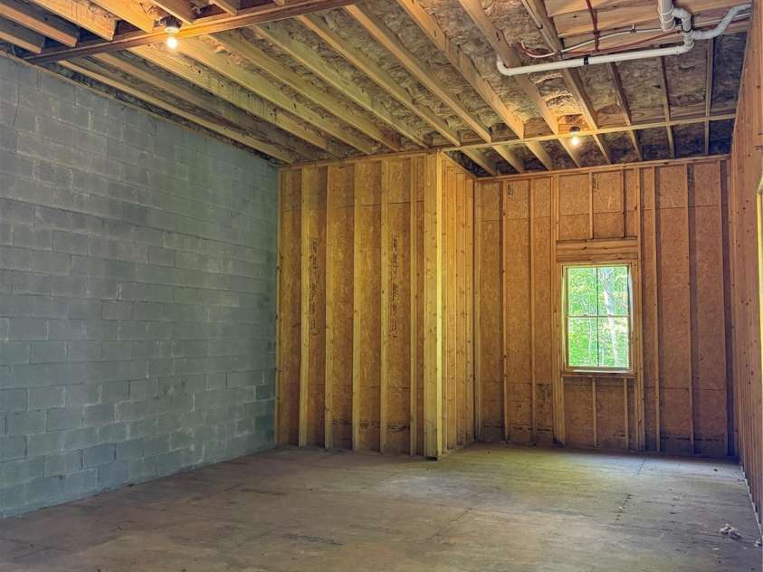 404 High Ridge Drive, Mills River, NC 28759.  MLS# CAR4371927, YatesRealty ID 19089. Huge Storage Space in basement