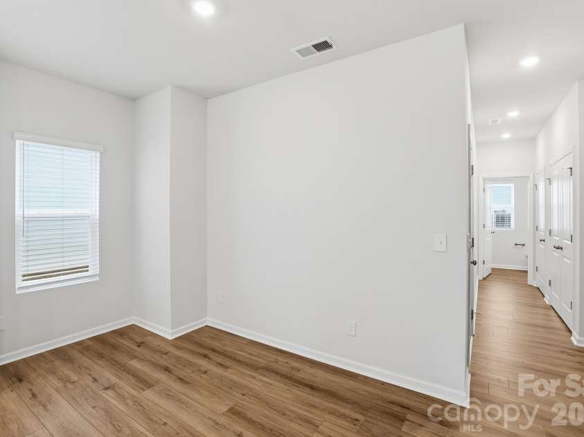 5853 Tuckaseegee Road, Charlotte, NC 28208.  MLS# CAR4401593, YatesRealty ID 1909. 