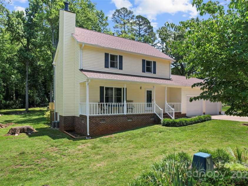 308 Home Road, Salisbury, NC 28147.  MLS# CAR4270372, YatesRealty ID 19090. 