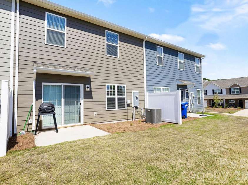 5154 Tommy Lane, Stanley, NC 28164.  MLS# CAR4373506, YatesRealty ID 19090. 